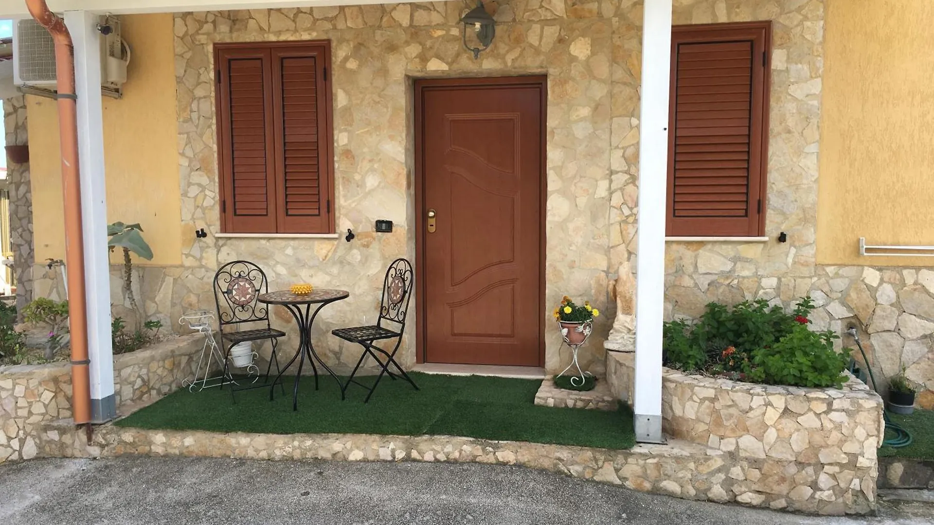 Bed and Breakfast M'Arriposu Реальмонте