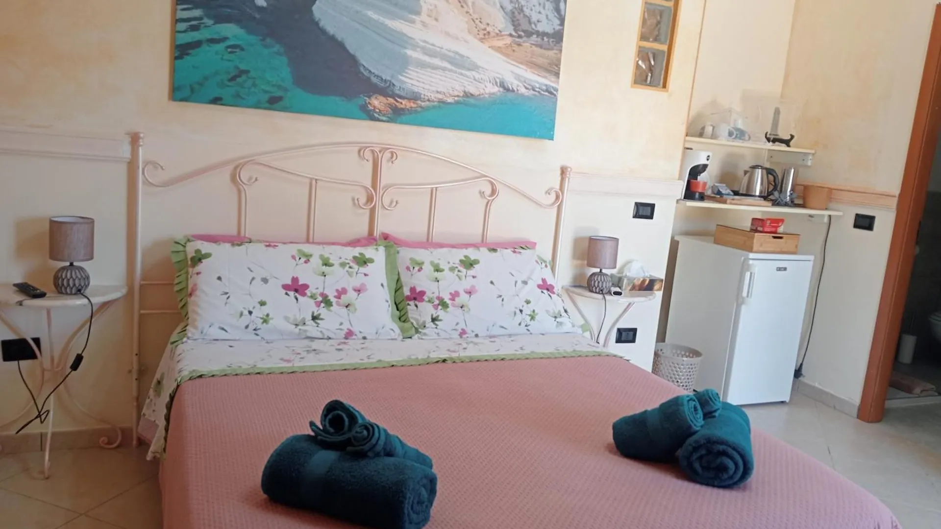 Bed and Breakfast M'Arriposu Realmonte 0*,  Italien